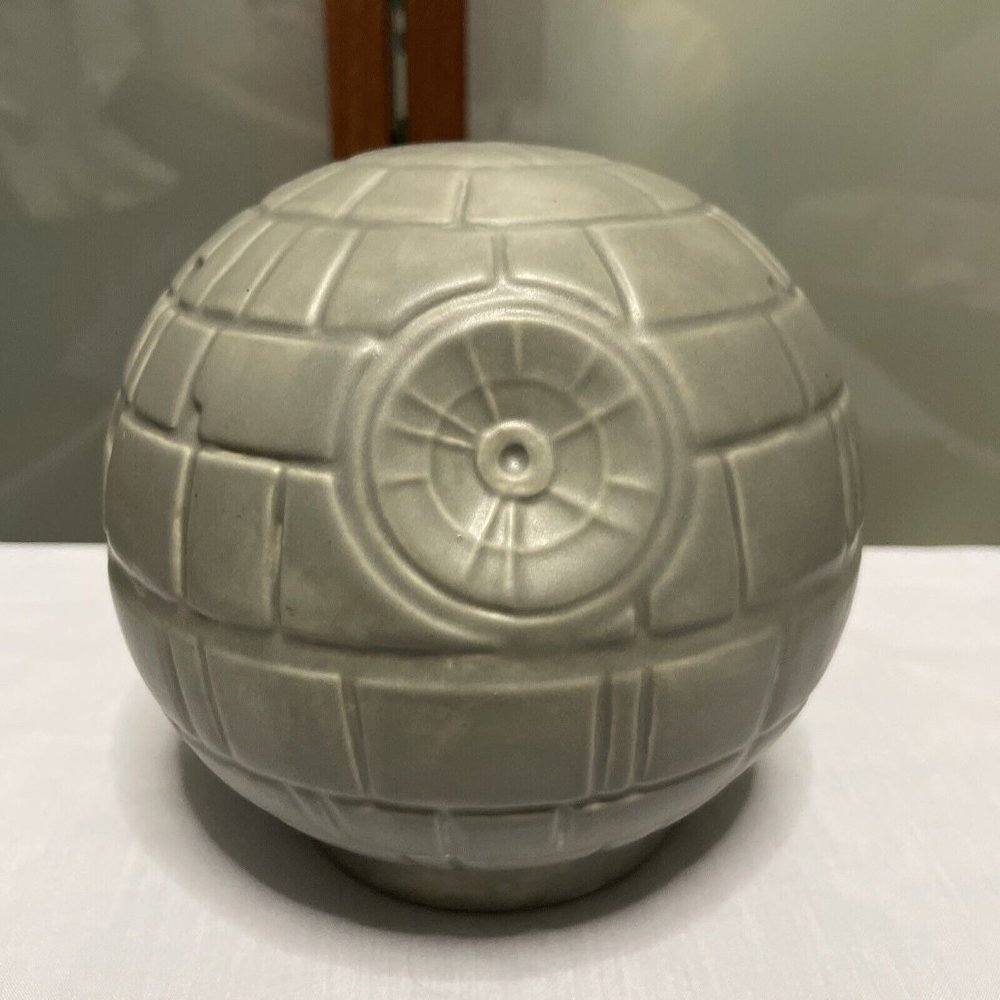 Star Wars Death Star Lucas Films LTD Ceramic Grey Coin Money Bank Collectible